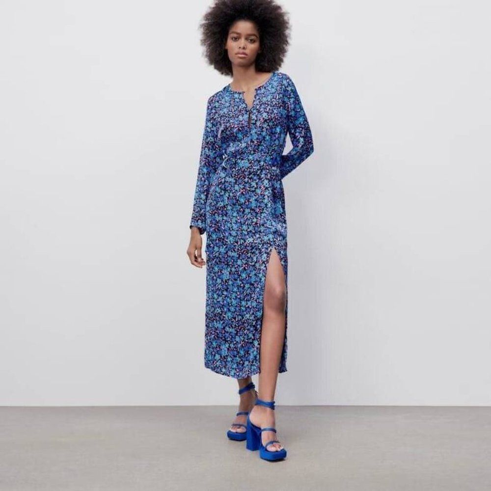 🆕️ Zara Floral Belted Long Sleeve Satin Midi Dress in Blue Microfloral